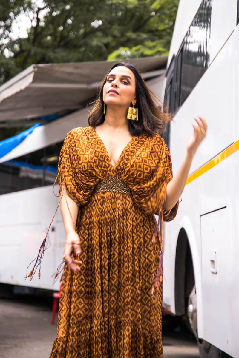 Neha Dhupia In Basket Weave Print Dress With Gold Handwork Belt