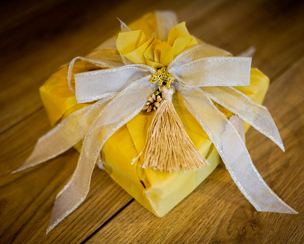 LUXE SUNSHINE GIFT BOX