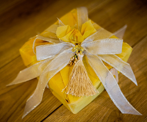 LUXE SUNSHINE GIFT BOX