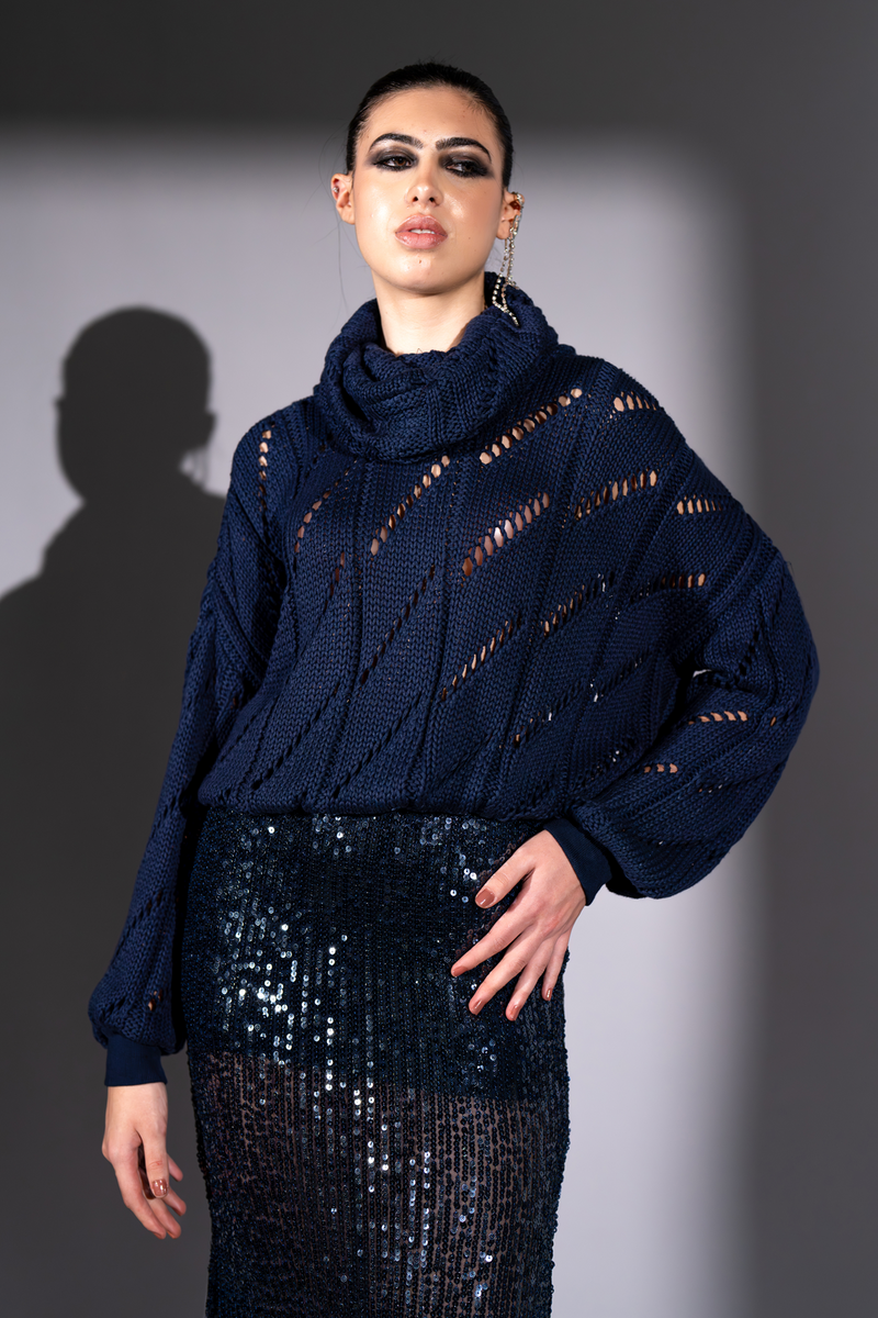 NAVY BLUE COTTON KNIT TOP WITH COWL