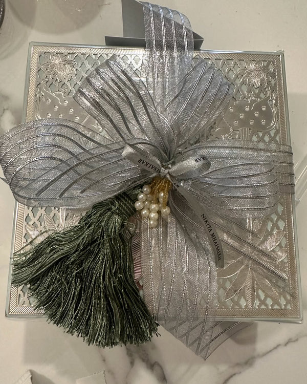 LUXE METAL FILIGREE GIFT BOX