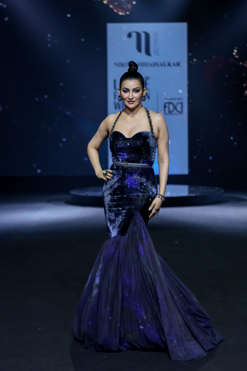 BLUE GALAXY PRINT FISHTAIL HALTER GOWN