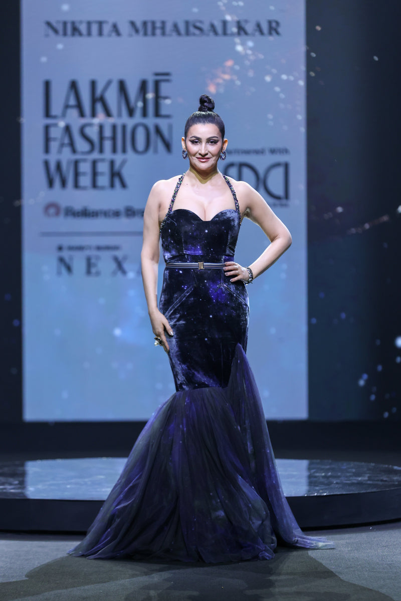 BLUE GALAXY PRINT FISHTAIL HALTER GOWN