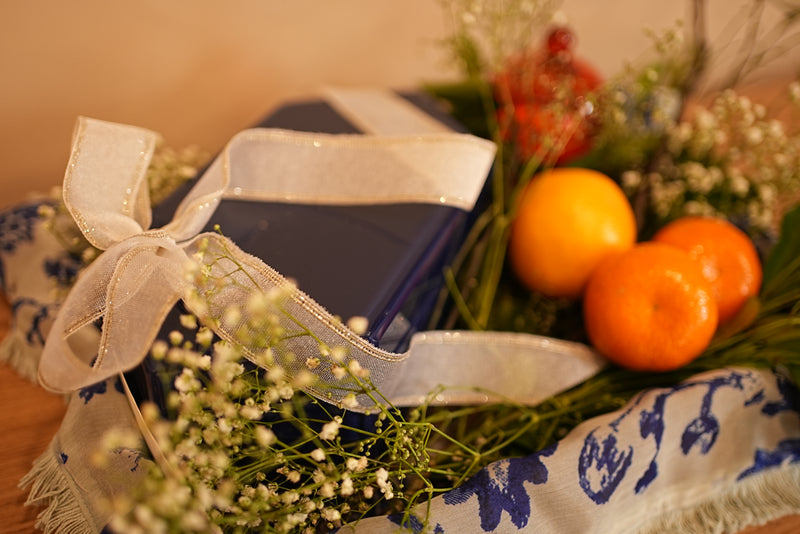 MANDARIN THEMED DIWALI GIFT BOX