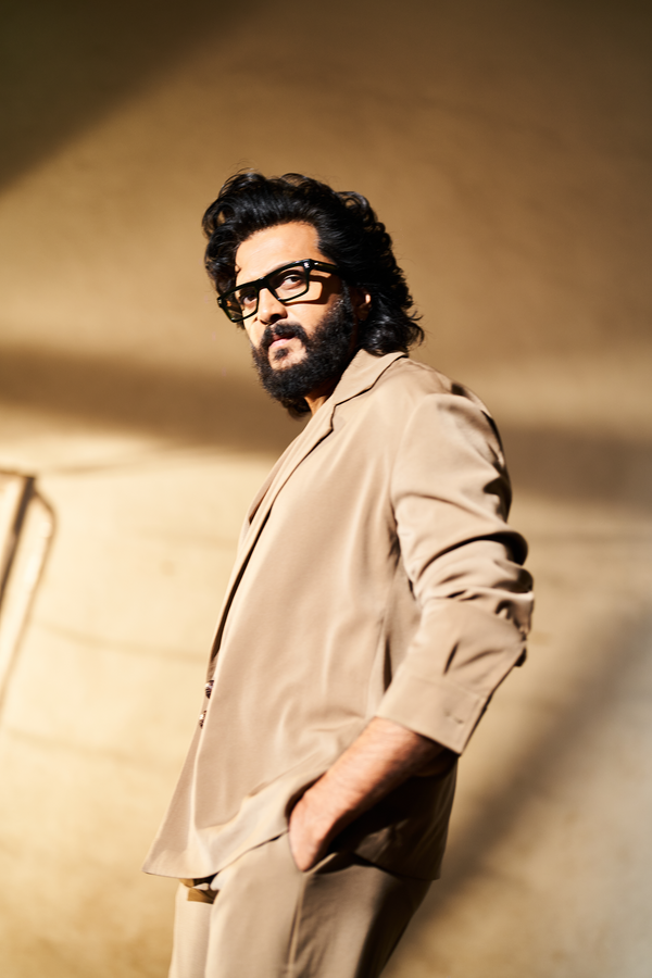 RITEISH DESHMUKH IN BEIGE CO-ORD SET