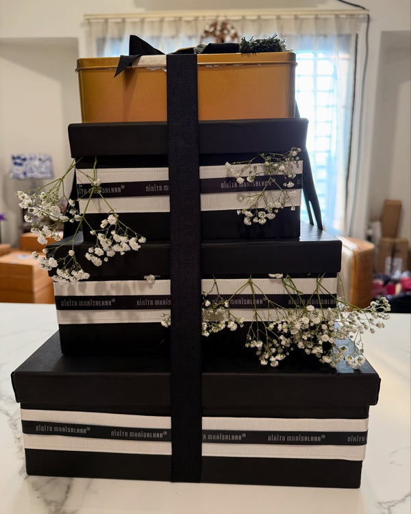 NOIR TIERED BOX GIFTING