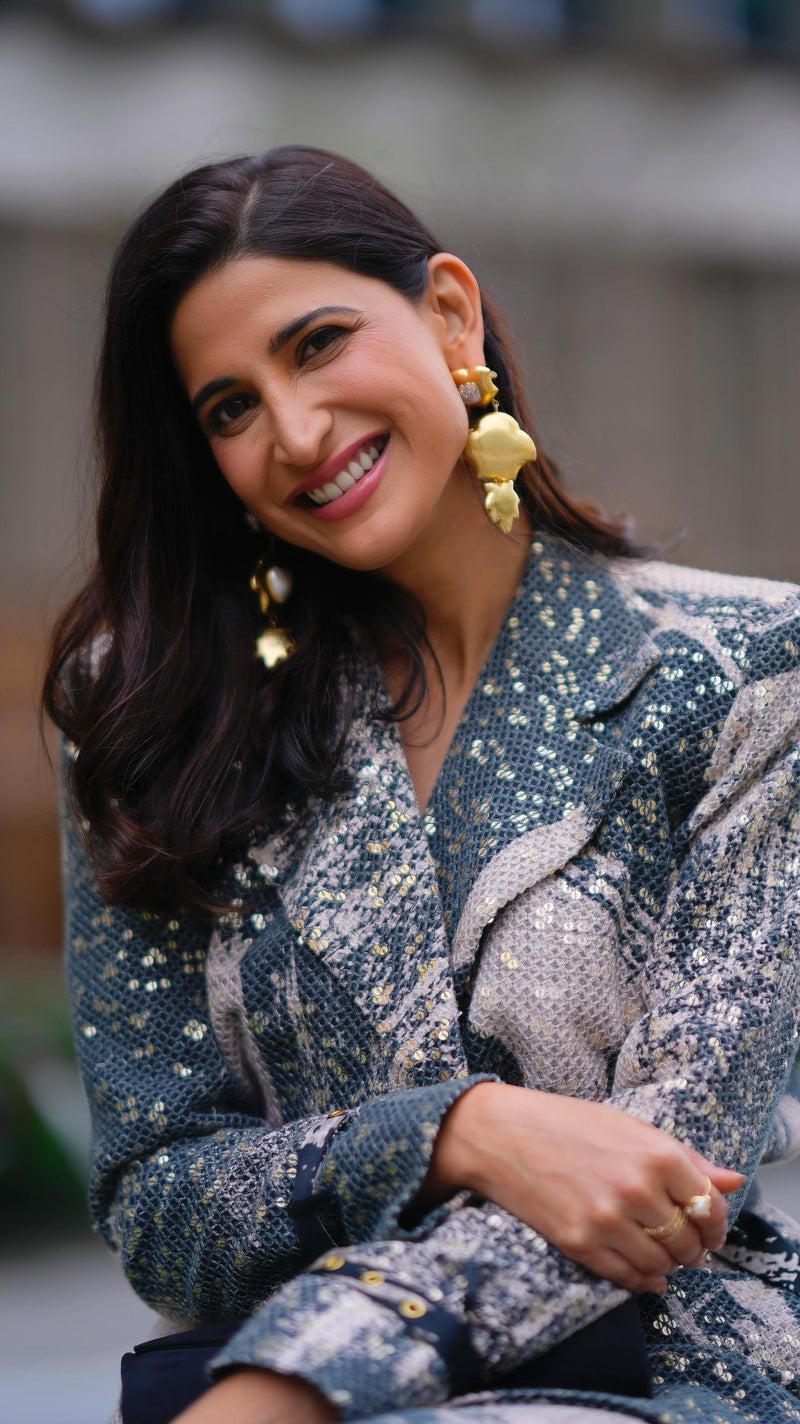 AAHANA KUMRA IN BLACK & WHITE STROKE PRINT PANTSUIT SET