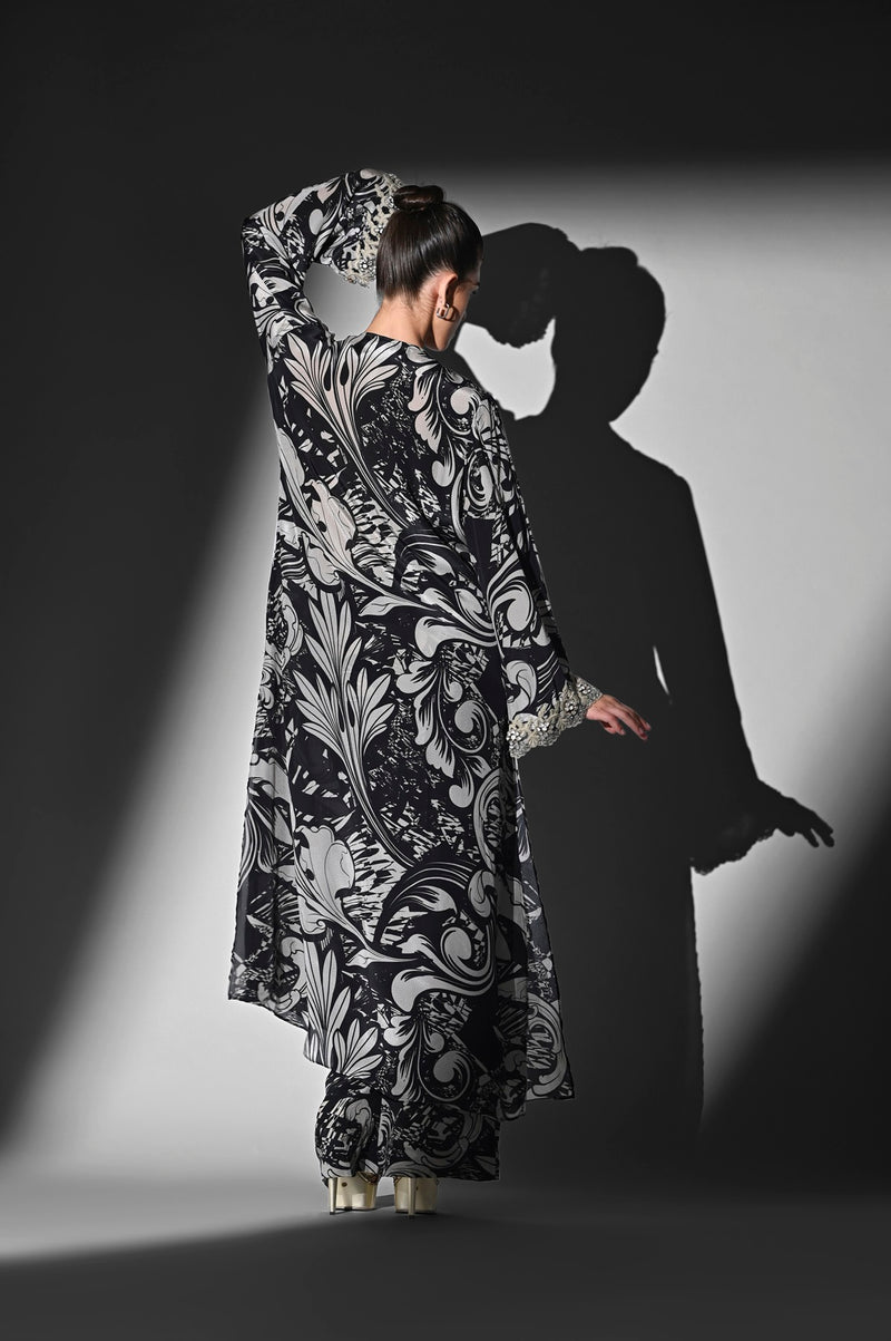 BLACK AND WHITE SWIRL PRINT KURTA WITH HANDTHREAD EMBROIDERY AND PANTS