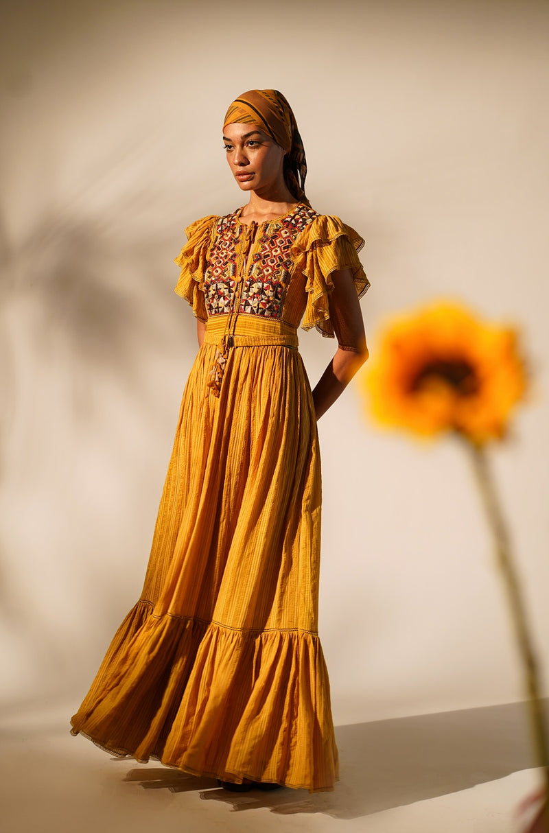 Maxi With Yoke Embroidered And Belt