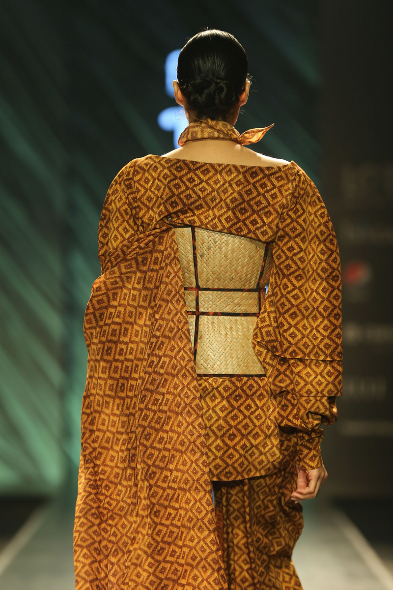 Beige-Brown Basket Weave Print Off-Shoulder Dress