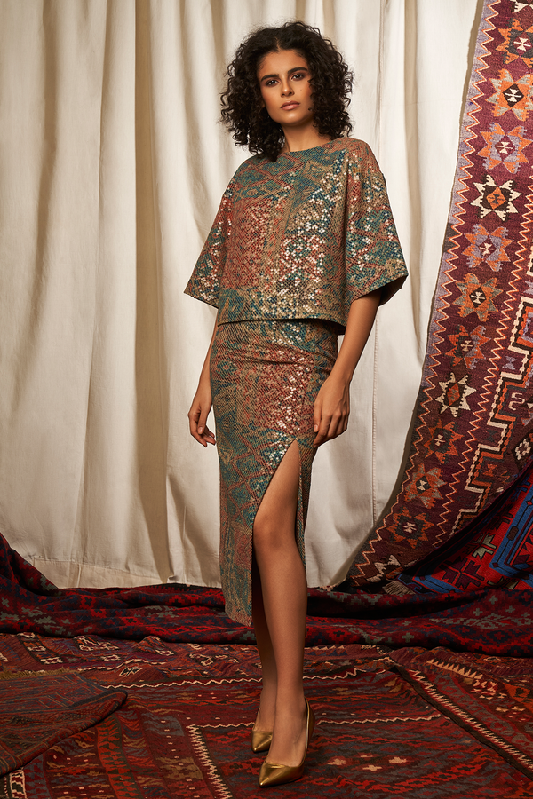 Carpet Print Sequins Slit Skirt