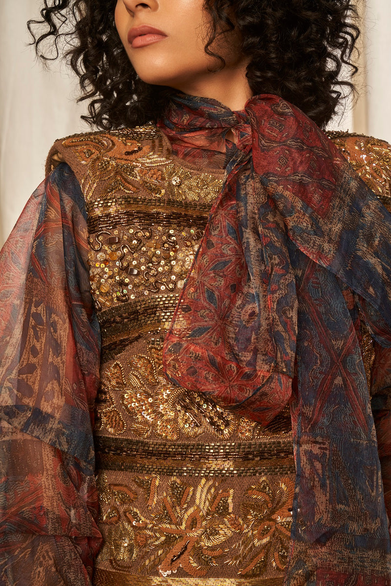 Brown Short Dress With Baroque Handwork