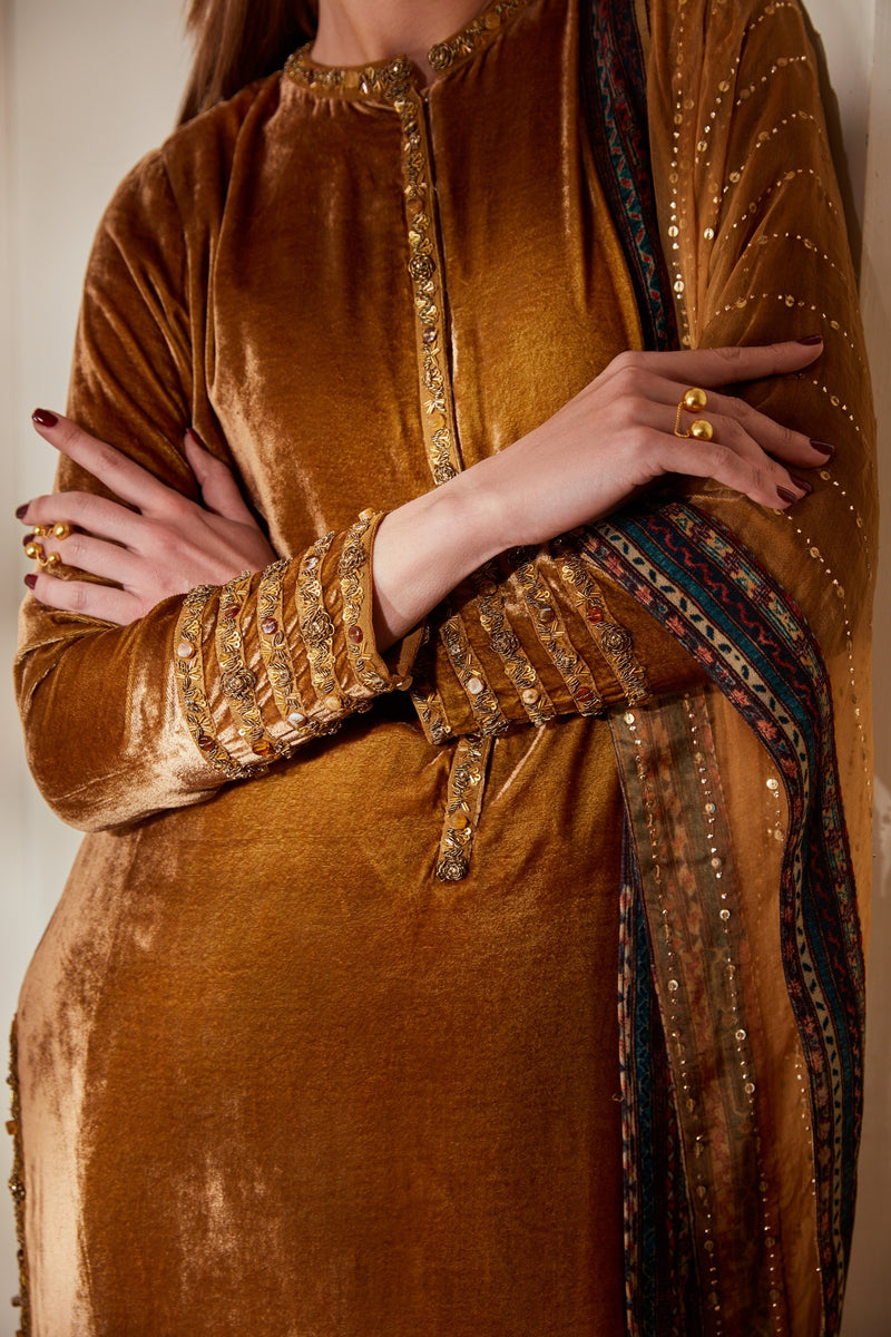 Gold Velvet Kurta With Stripe Print Salwar And Gold Dupatta With Baroque Handwork