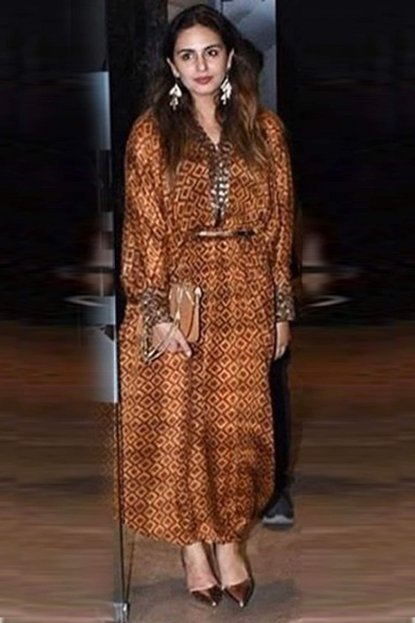 Huma Qureshi In Beige-Brown Basket Weave Print Pleated Kaftan With Embroidered Belt